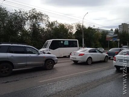 Энтузиастов автобусы