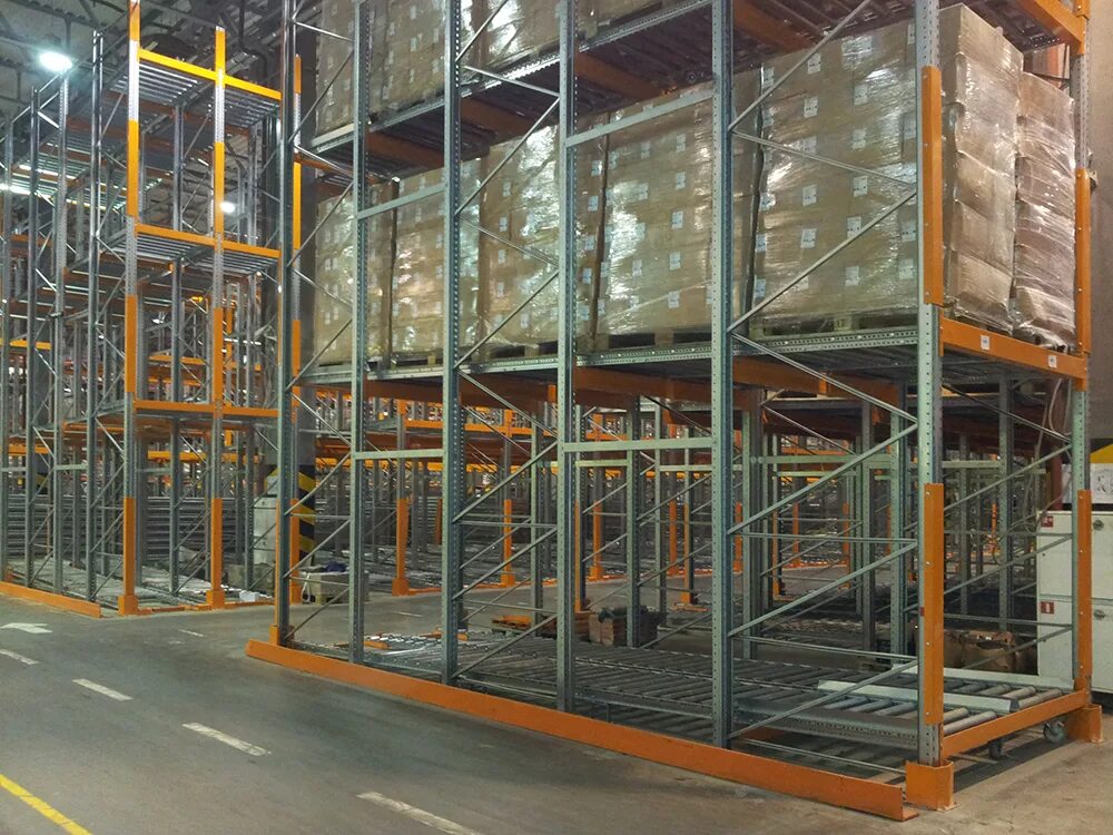 Складская логистика кирпич. Паллетные стеллажи ссп. Ssi schaefer штабелер. Стеллажи паллетные диком. Хранение товаров.