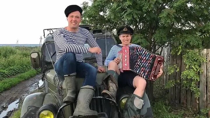 Светлана соколова нижний новгород дама с гармонью. Песня про астрахань слушать. Видео эх. Послушать цыганскую нанэ цоха на баяне. Видео эх.