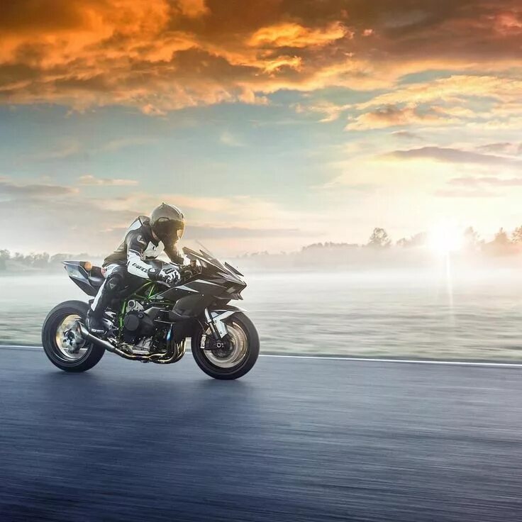 Мото сток. Мотоциклы сток. Мото гуцци v10. Yamaha r6. Ducati monster 821.