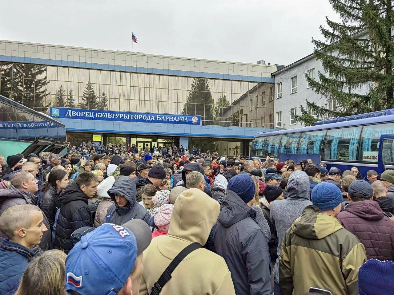 Госдума приняла мобилизация. Очереди мобилизации. Мобилизация барнаульцы. 2 Очередь мобилизации. Очередь по мобилизации.