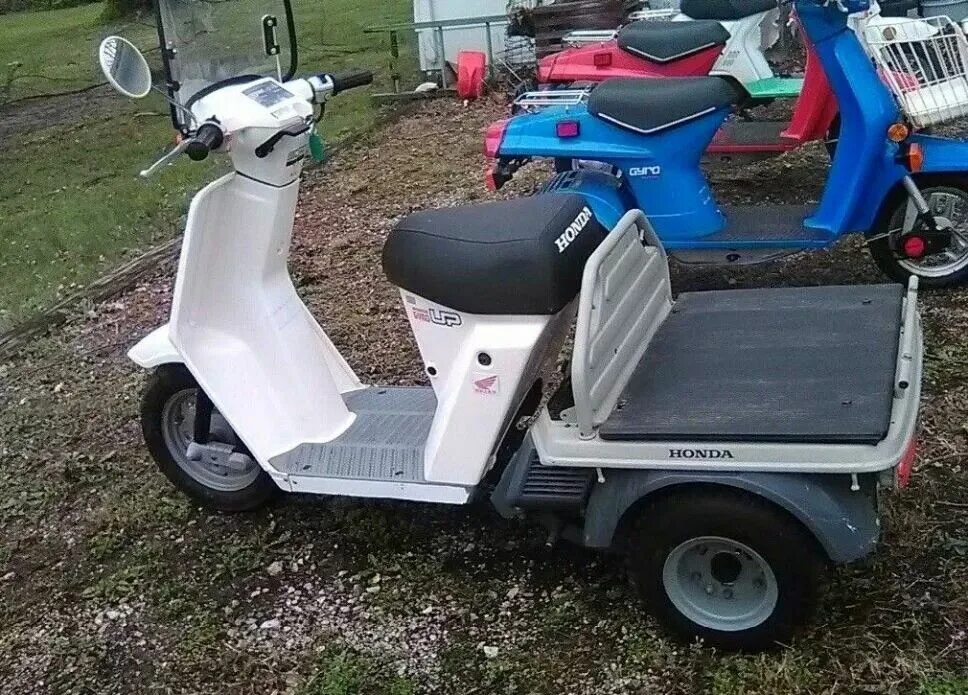 Скутер Honda Gyro up. Хонда гуро ап. Мопед Хонда Гиро ап. Honda Gyro up 3 Wheeled Scooter 50cc. Gyro up