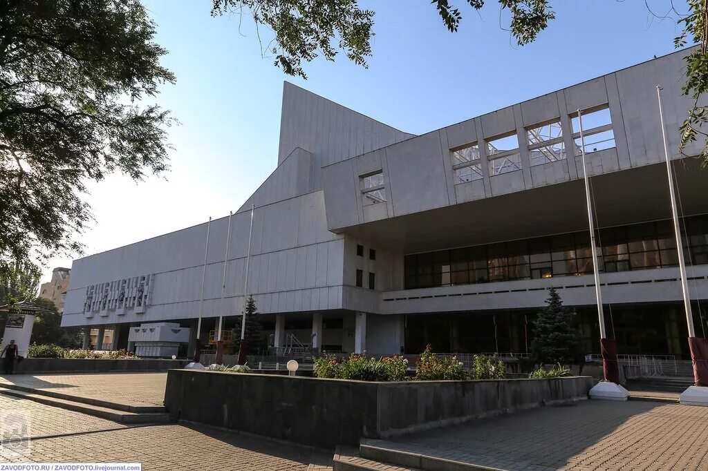 Музыкальный театр город ростов. Театр белый рояль ростов-на-дону. Музыкальный театр ростов-на-дону. Музыкальный театр ростов. Музыкальный театр ростов-на-дону.