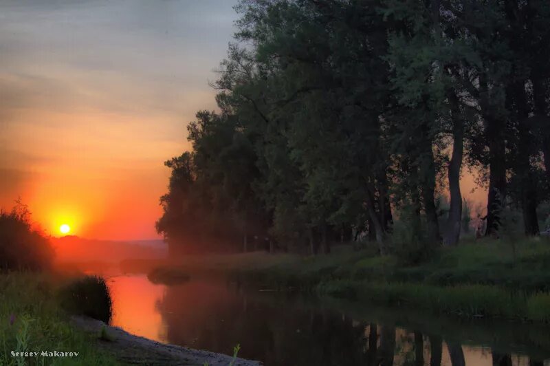 Чуть светает. Вечереет лето. Лето вечер. Тихого летнего вечера. Тихий вечер.