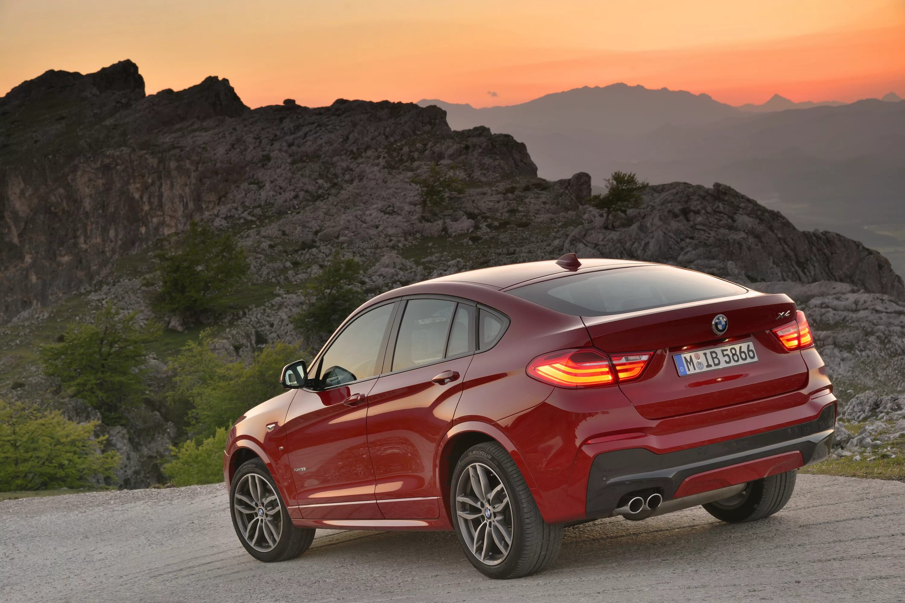 BMW x4 f26 2014. BMW x4 хэтчбек. БМВ х4 м. BMW x4 2015. Bmw x 4