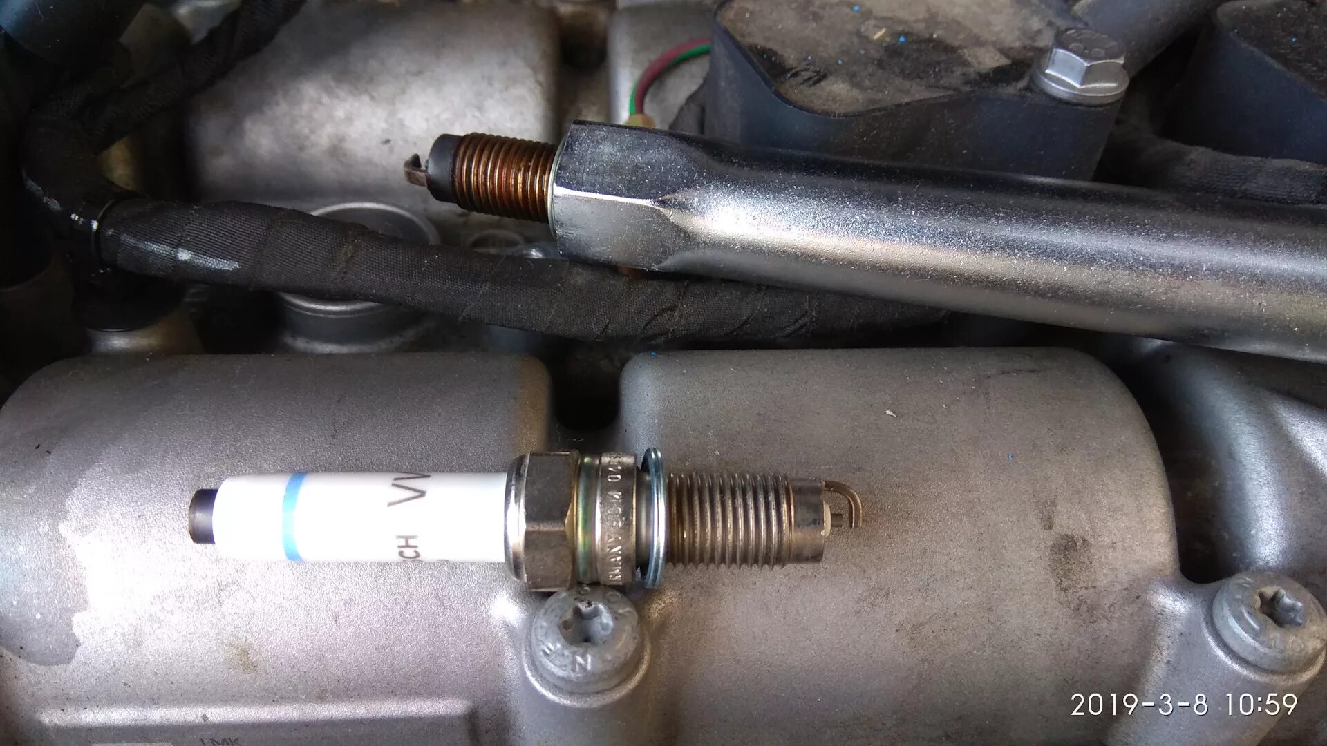 Плохо заводится машина ваз 2112 16 клапанов. Подтраивает на холостых ваз. Затроил двигатель причины. Калина 8 клапанная троит двигатель. Фото со на пониженных оборотах.