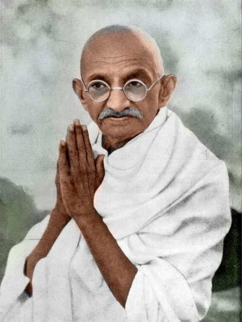 Портрет махатмы ганди. Мохандас карамчанд ганди. Махатма ганди (1869-1948). Махатма ганди википедия. Мохандас карамчанд (махатма) ганди.