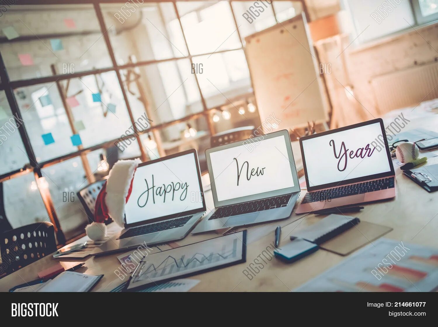 Last working day. Happy New year coworking.