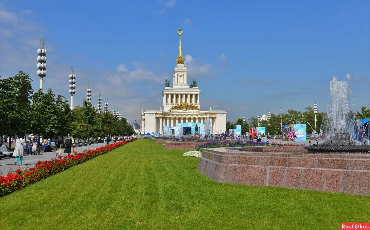 ВДНХ лето павильоны. Площадь ВДНХ Москва. ВДНХ 2005. ВДНХ Октябрьская площадь.