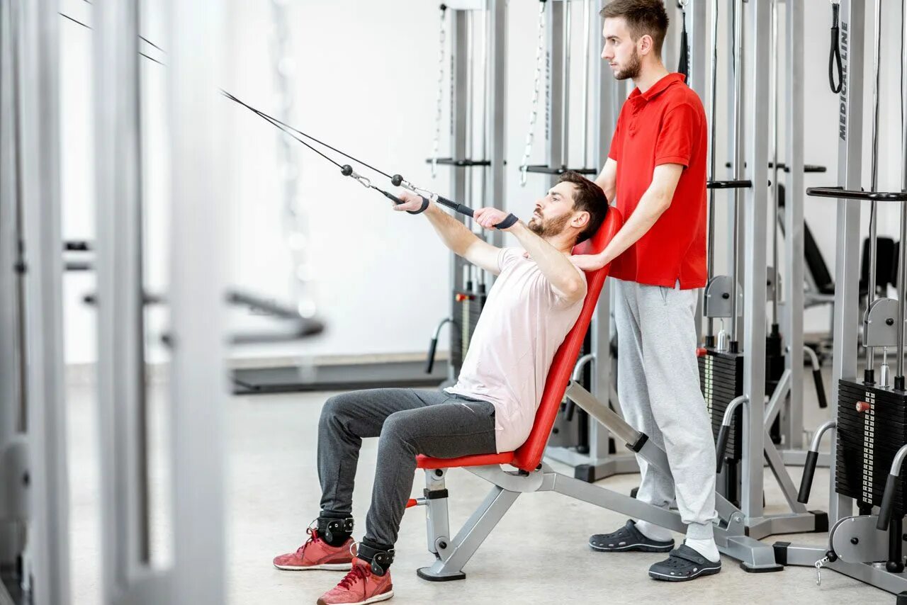 Реабилитация после операции на позвоночнике. Gym Rehabilitation. Кинезиреабилитолог это. После операции на позвоночнике подробная реабилитация. Санаторий после операции на позвоночнике