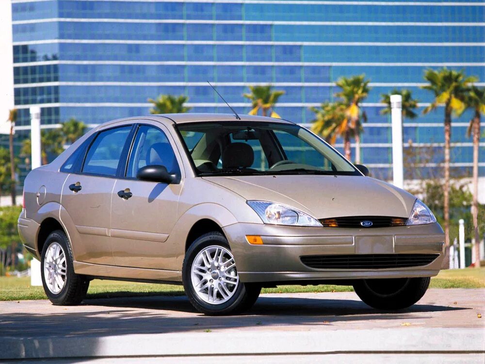 Приму форда. Ford Focus 1999. Ford Focus 1. Ford Focus 1 седан. Ford Focus ZTS 1999–2004.