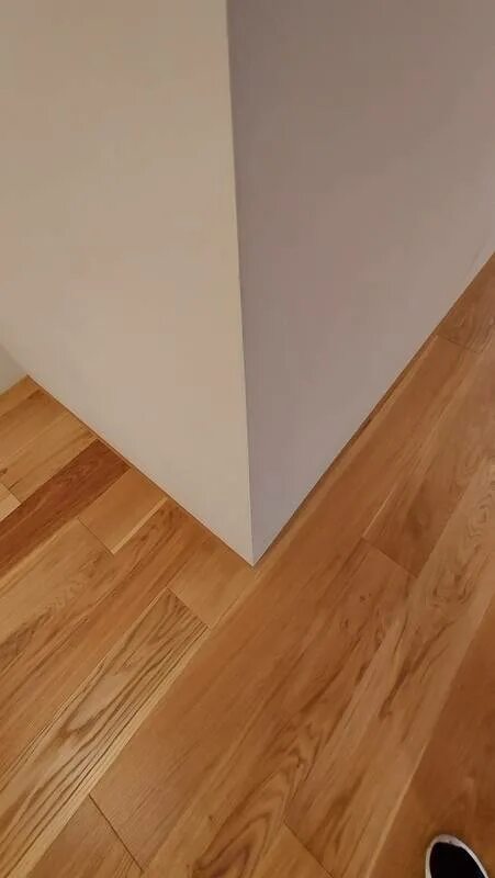 Плинтус шпонированный Таркетт, Art 80x20, Amber Johannesburg купить по цене 950 