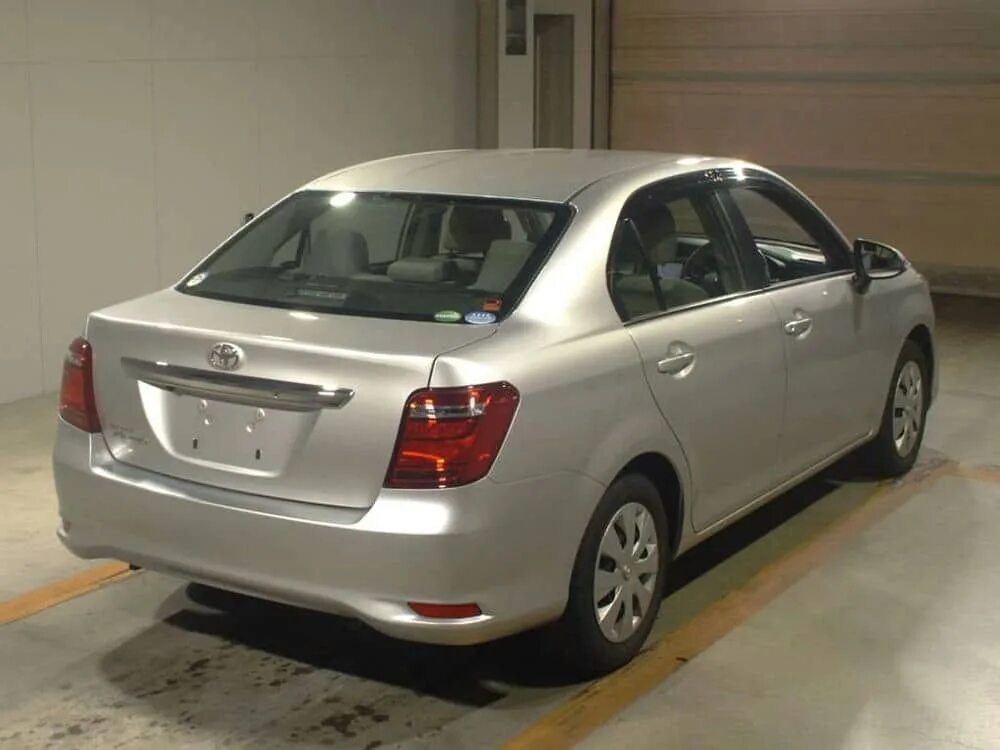 Продаже тойота аксио. Toyota Corolla Axio 2017. Toyota Corolla Axio 2015. Toyota Corolla Axio 2012. Toyota Corolla Axio 2013.