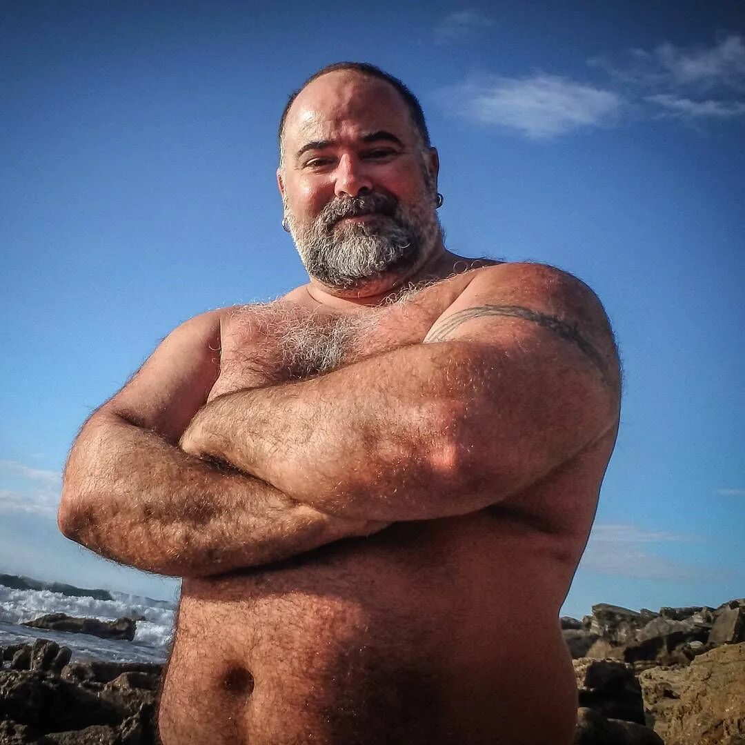 Old man daddy. Bear man love. old bear man. олд дэдди.