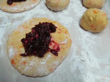 Пирожки со свеклой в духовке