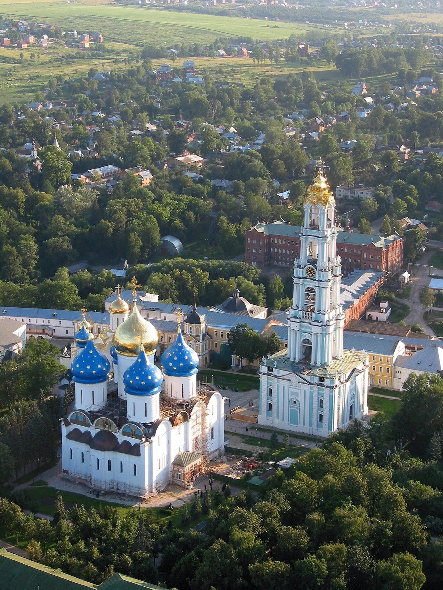 Про сергиев посад про город сергиев посад. Московская область. Сергиев посад город. Сергиев посад центр города. Сергиев посад московская область.