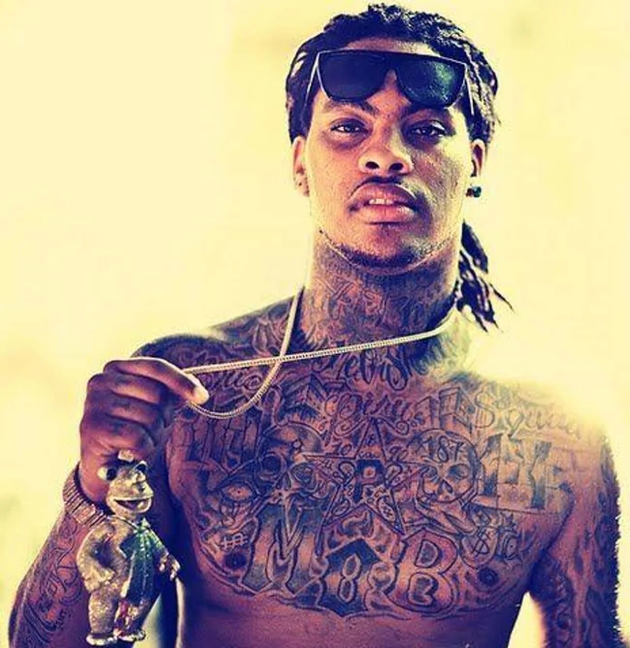 Waka Flocka Flame. Waka Flocka Tattoo. Flame рэпер.