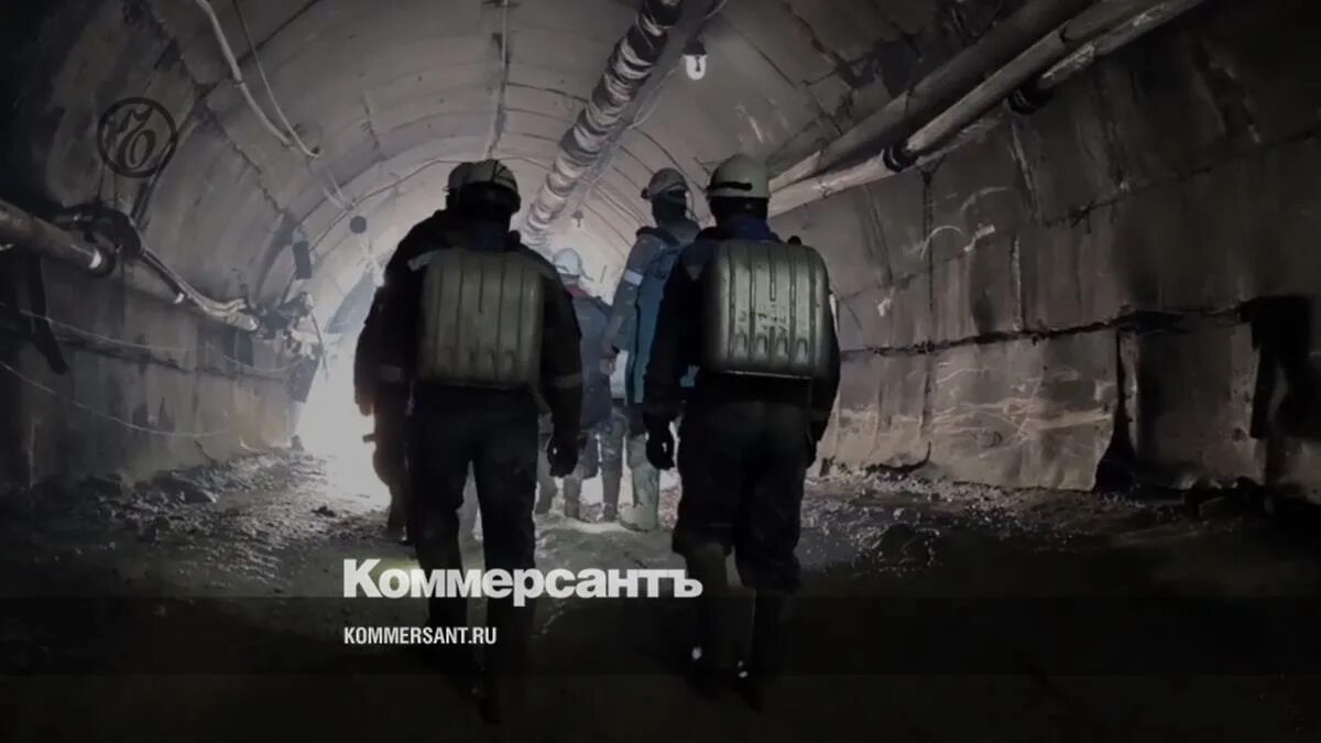 Угольная шахта распадская. Шахта пионер донецкая обл. Последние новости о шахте пионер рен тв. Шахтеры в урановой шахте. Шахта северная воркута.