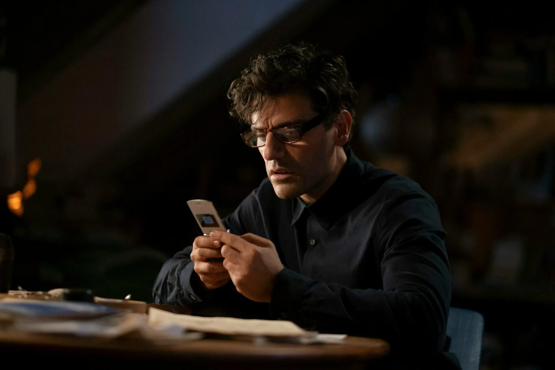 оскар айзек лунный рыцарь. оскар айзек лунный. оскар айзек лунный рыцарь. оскар айзек марвел. оскар айзек лунный рыцарь кадры.