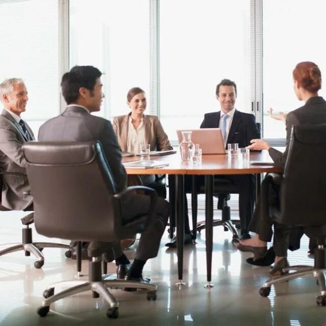 Бизнес фон переговоры. Meeting people. Evoko meeting. Tend meeting. Tend meeting.