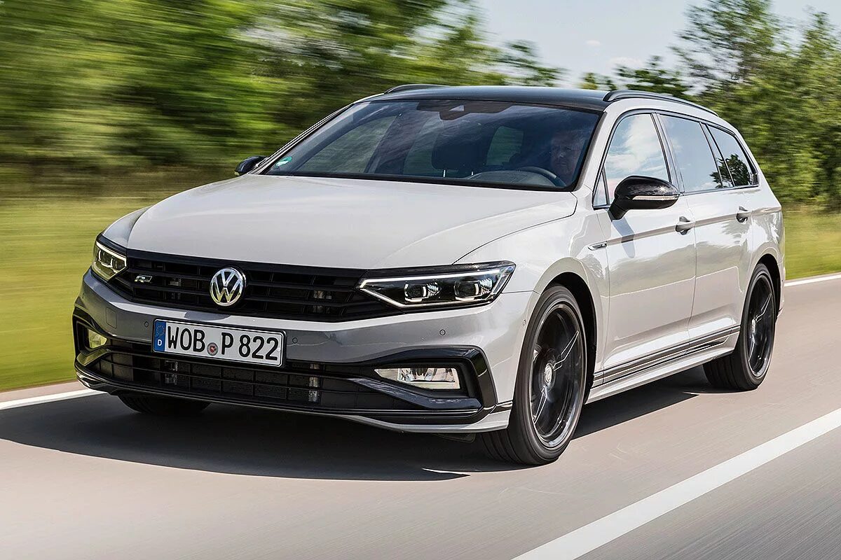 Vw r line. Volkswagen Passat b8 r-line. Volkswagen Passat 2017 r line. VW Passat r-line 2019. Volkswagen Passat r line 2022.