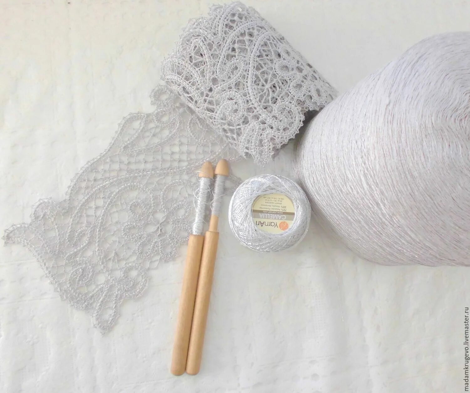 Согласование синонимичным словосочетанием со связью управление. Основе согласования, синонимичным словосочетанием. Замените словосочетание ракетный хвост. Пряжа для ажурного шарфа. Кружевной платок.