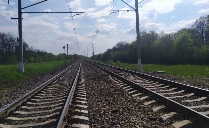 Станция курск. Железнодорожный вокзал льгов. Жд льгов киевский. Льгов курская область. Жд вокзал льгов.