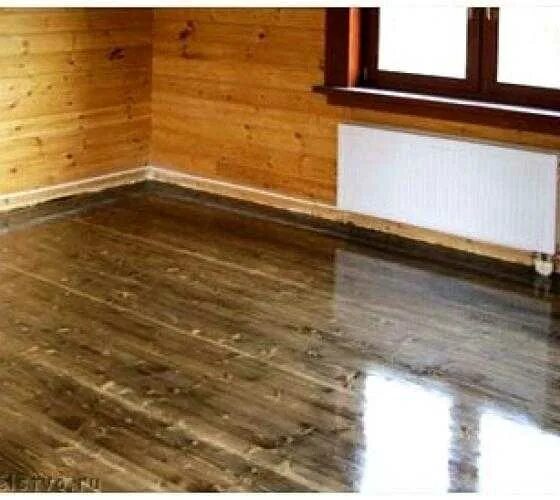 половая доска в интерьере. красивый деревянный пол. ламинированное напольное покрытие laminate flooring. какой выбрать пол в деревянном доме. деревянный пол в частном доме цвет.