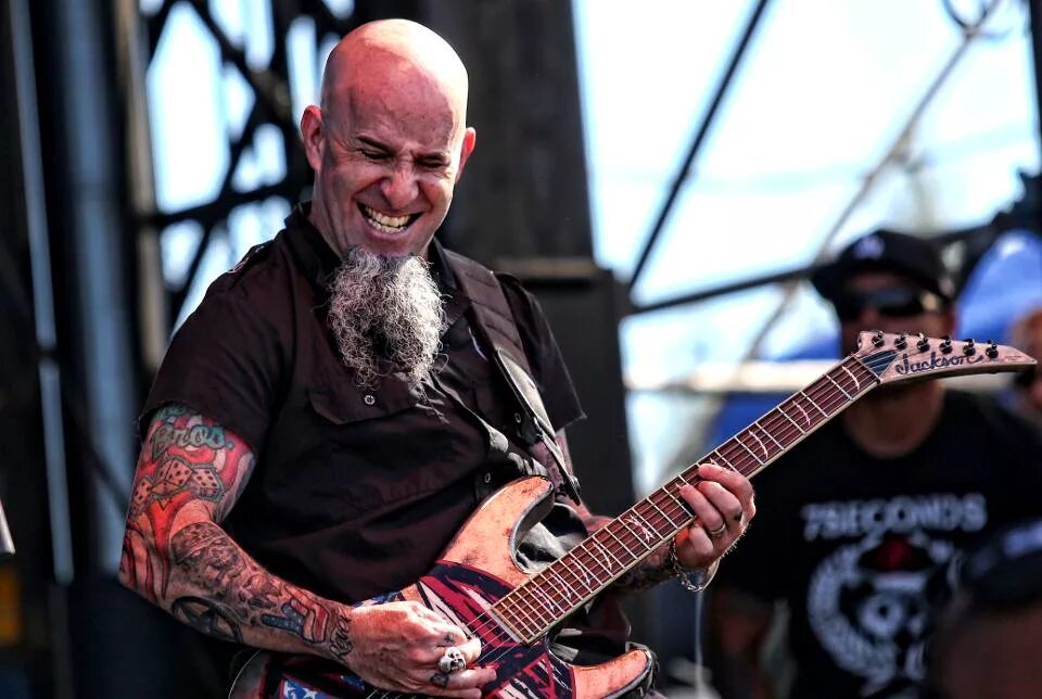 скотт иэн anthrax. гитарист anthrax. ян скотт фото. скотт иэн в молодости. Lan scott.