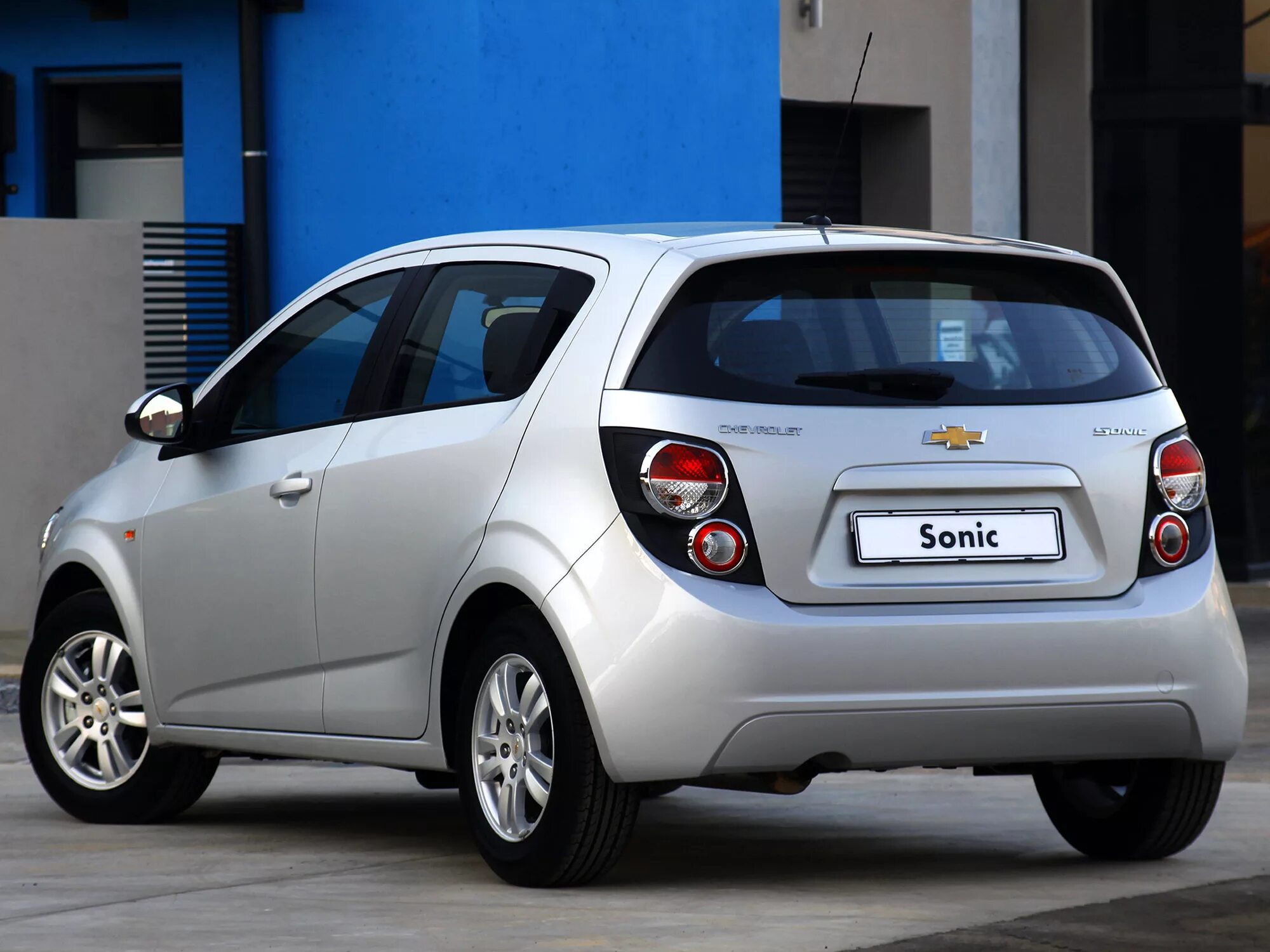 Шевроле 1.3. Chevrolet Sonic 2011. Chevrolet Sonic 2021. Chevrolet Sonic 1. Chevrolet Sonic 2022.