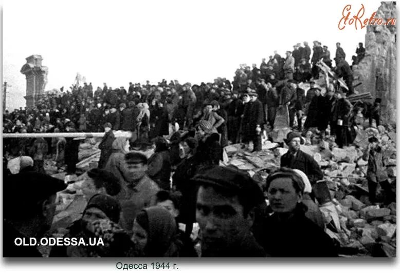 Одесса 1944. Штурм Одессы 1944. Одесса в 1944 году. Освобождение Одессы 1944 фото. Одесса 10 апреля 1944 года