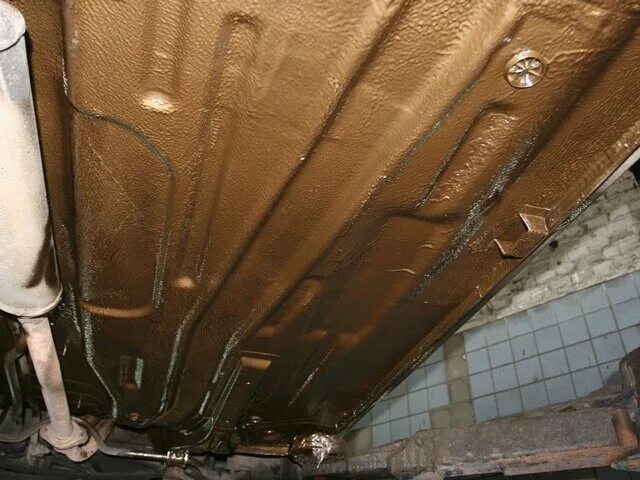 Антикор днища газ 29. Амс-03 антикор для днища. Антикор для днища автомобиля body 930 underbody. Мовиль керри в пороги ваз 2115. Антикор днища stp.