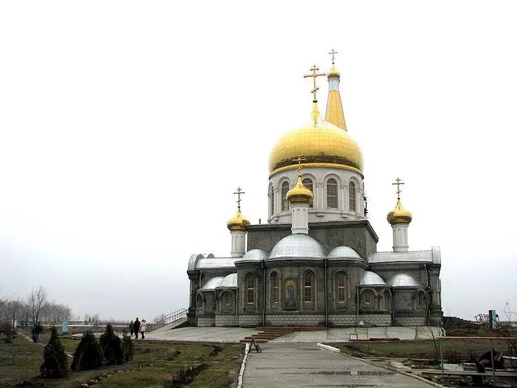 Волжская рождественская церковь. Храм г волжский. Волжский церковь 24 микрорайон. Церкви в г волжский-волгоград. Храм святителя луки волжский.