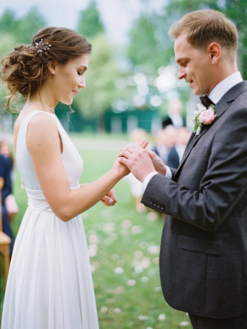 Классическая свадьба. Найти свадьба. Свадебный образ невесты. Найти свадьба. Найти свадьбу.