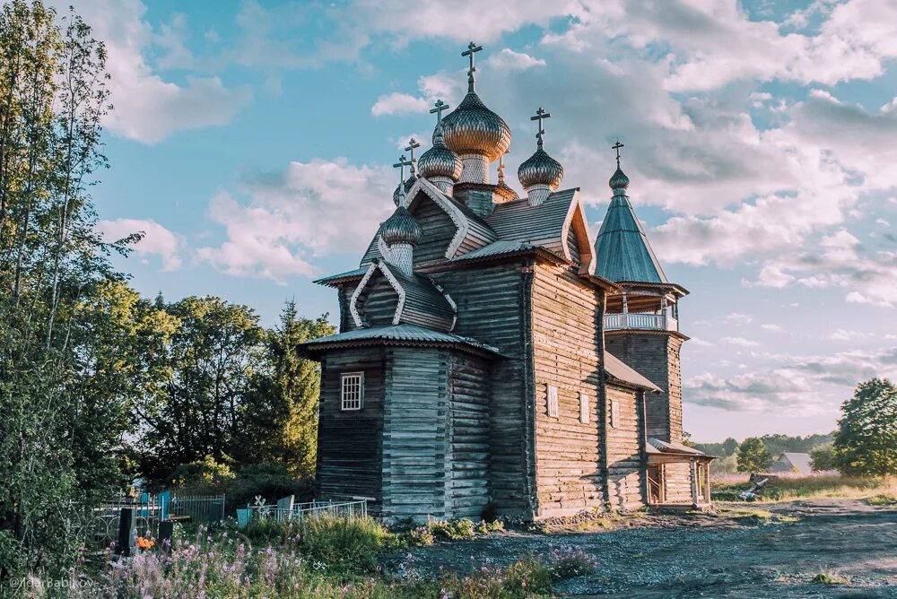 Церкви древности. Деревянные церкви древней Руси. Деревянный храм храм Русь. Успенская Церковь Черевково. Древние деревянные храмы Руси.