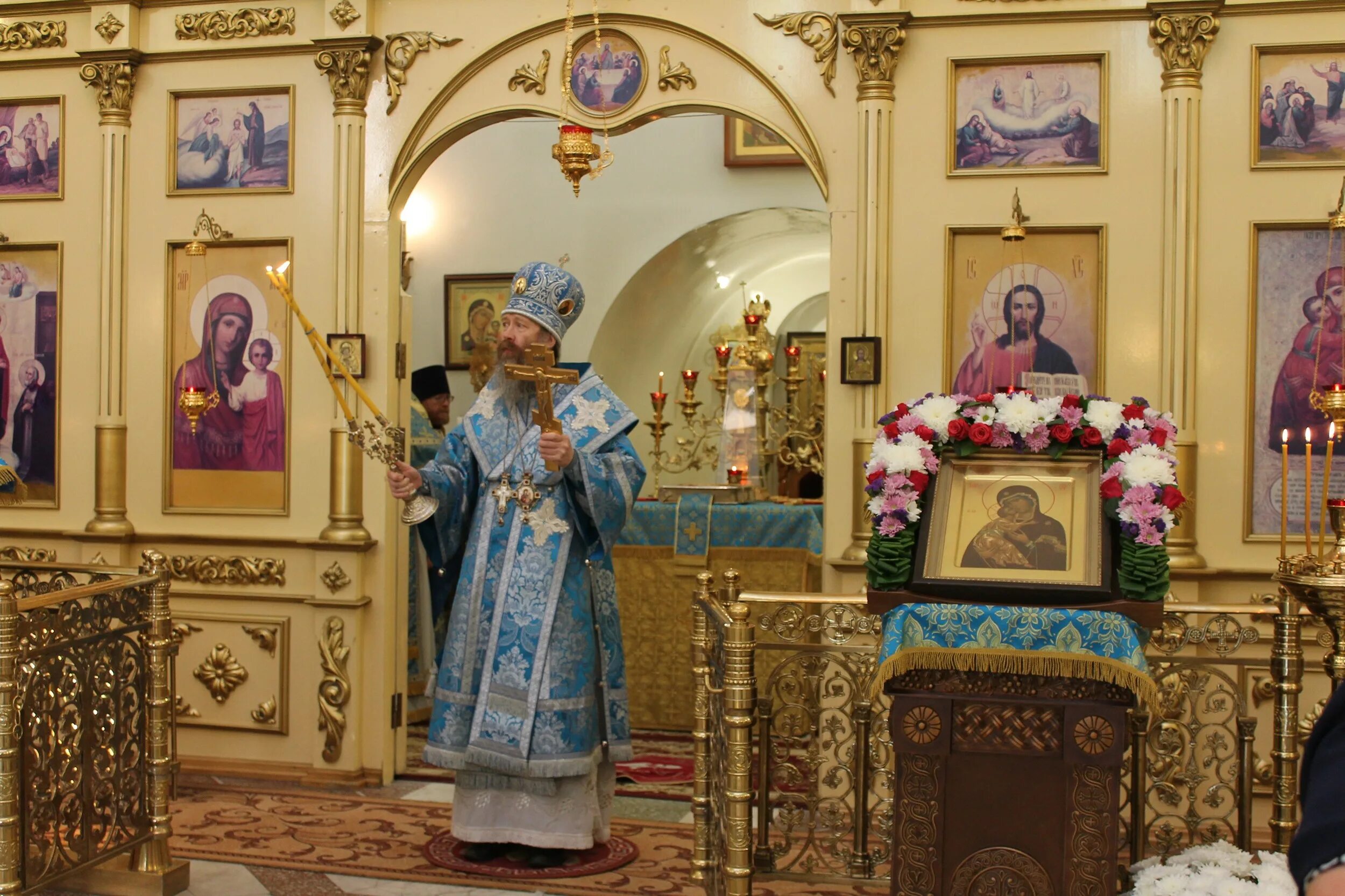 вк храм владимирской иконы божией матери северск. северск настоятель. северск храм владимирской иконы божьей матери. храм в северске какой иконе. храм владимирской иконы божией матери г.
