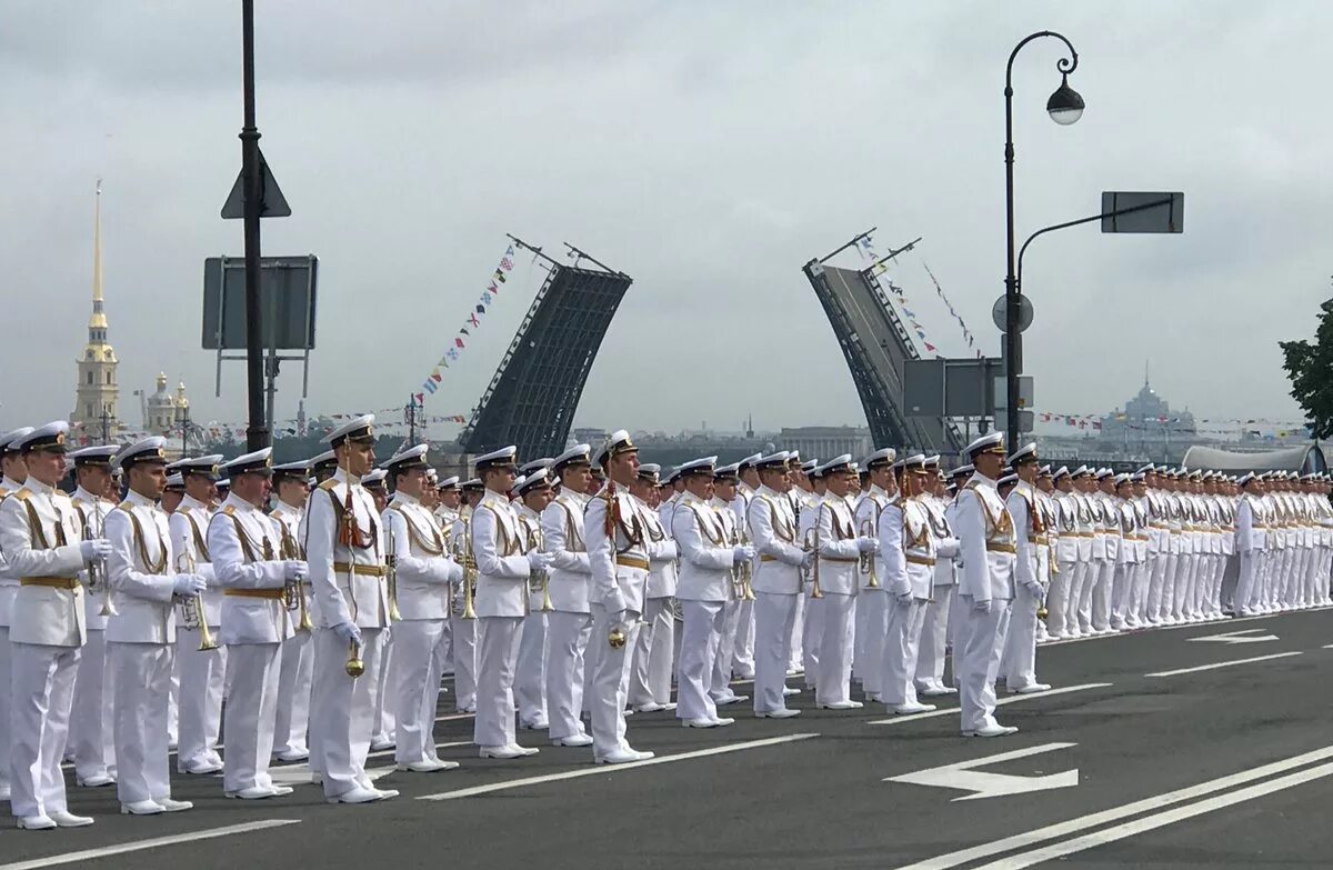 Самый длинный день в петербурге. Парад вмф спб. парад морфлота в санкт-петербурге 2025. военно морской флот в санкт-петербурге армия. военно морской флот рф парад.