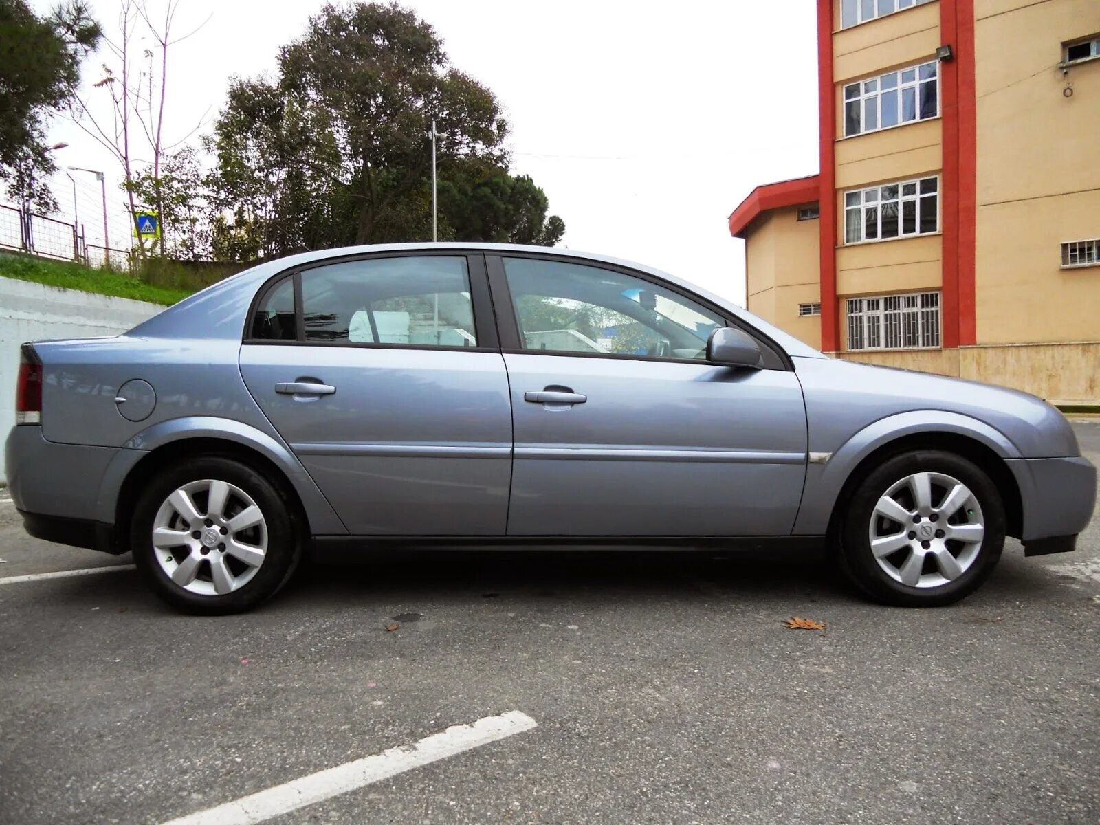 Куплю опель вектра б дизель. Opel Vectra 1,9. Opel Vectra c 2004 r17. Опель Вектра 2006. Опель Вектра 2004.