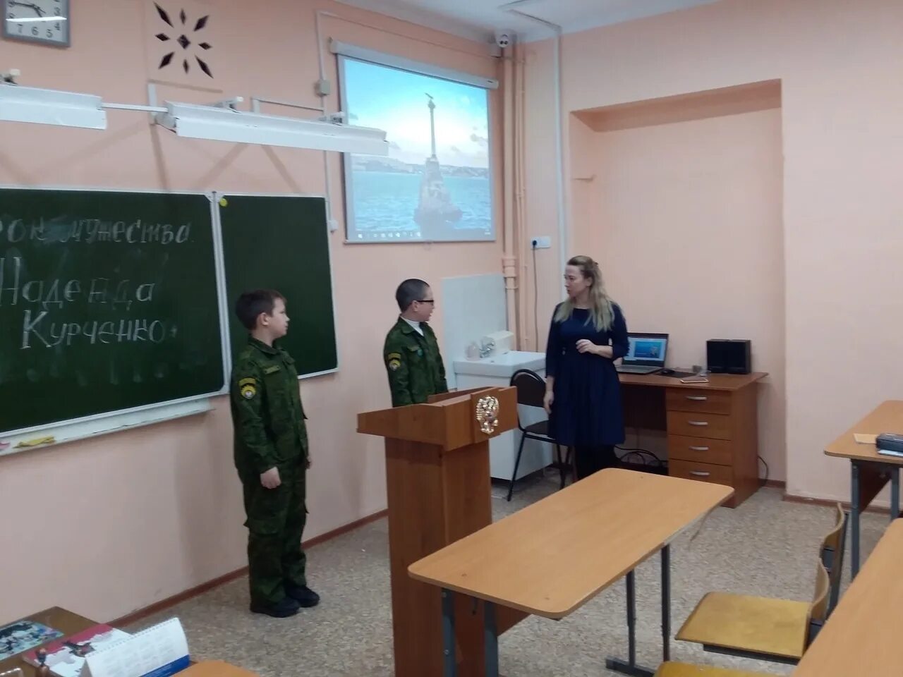 самарская средняя общеобразовательная школа. самарская средняя общеобразовательная школа. село савруха самарская область. самарская средняя общеобразовательная школа. пос.