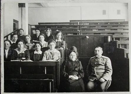 Женский педагогический институт