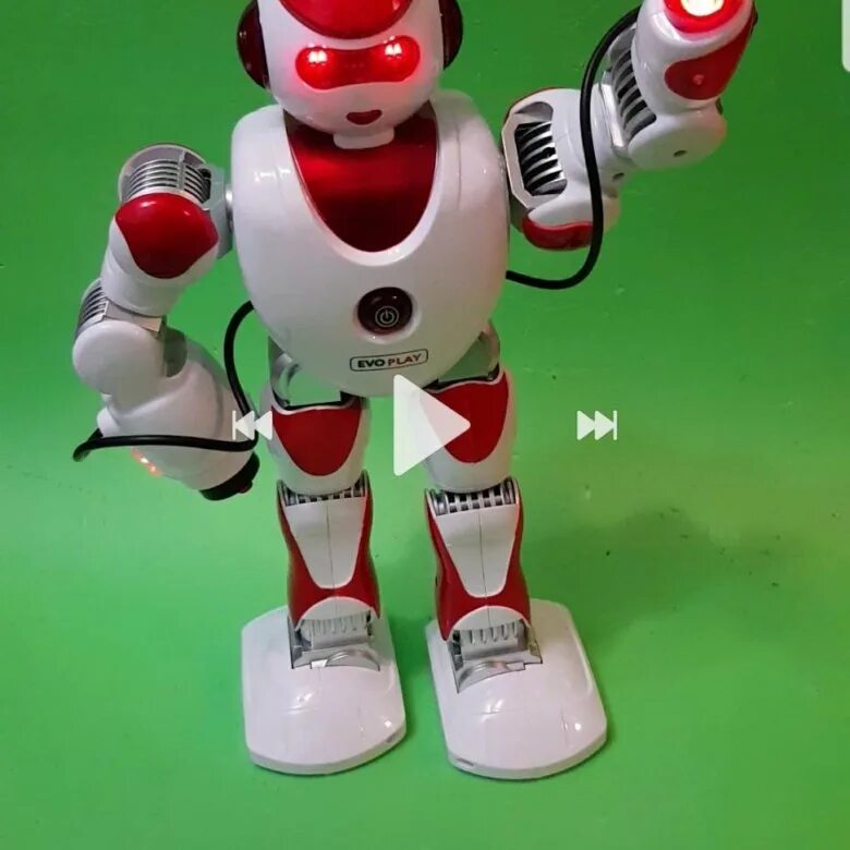 Alpha robot. Робот alpha 2. робот альф. альф робот кукла. цену робота альфа 11.