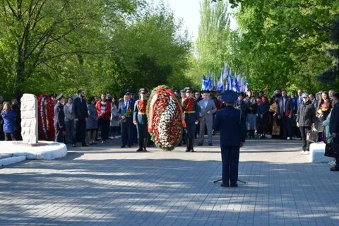 Сценарий на 9 мая 2024 у памятника