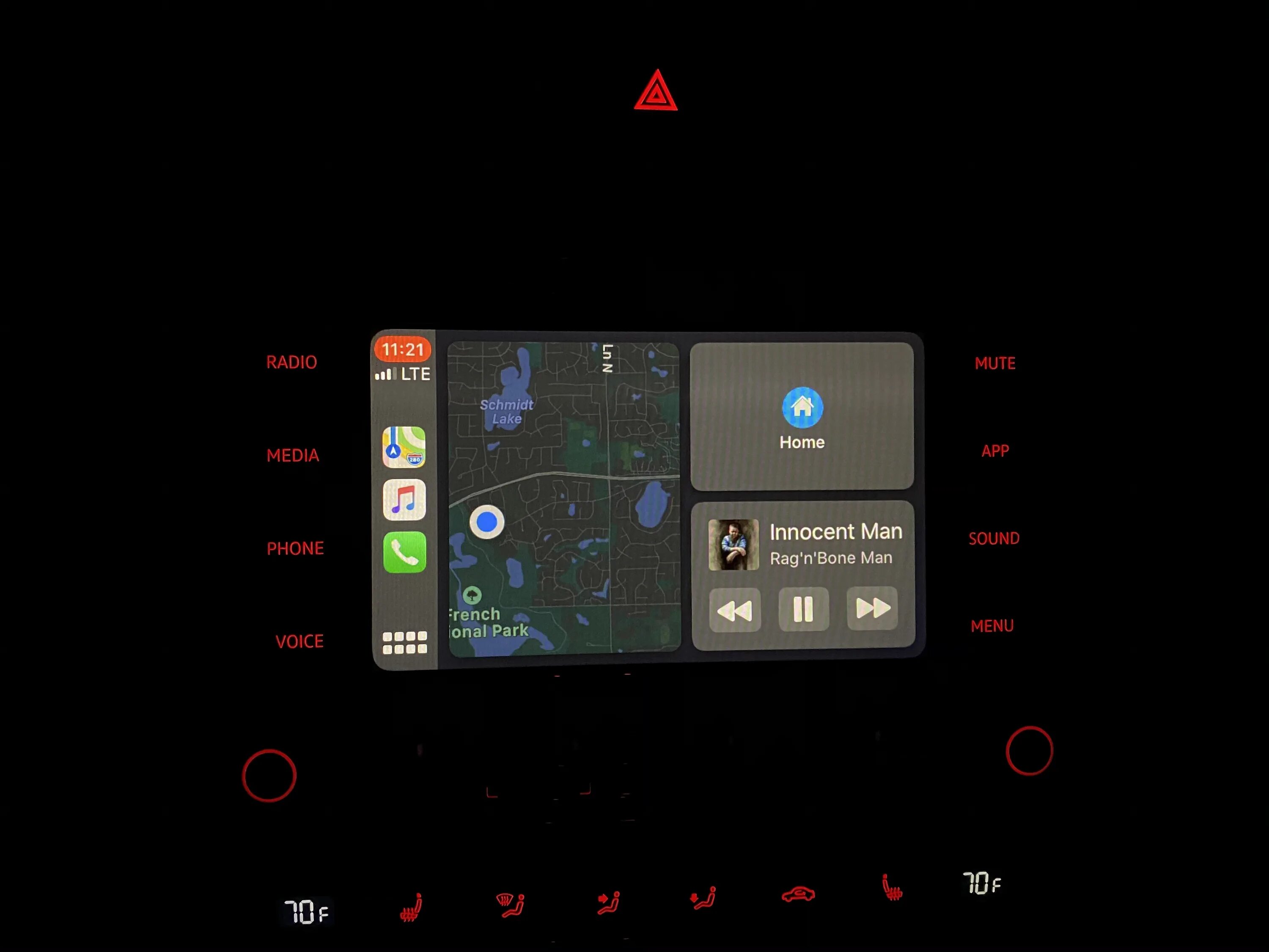 Какие приложения поддерживает apple carplay. Дашборд carplay. apple dashboard. дашборд в яндекс картах carplay. stylish dashboard apple.