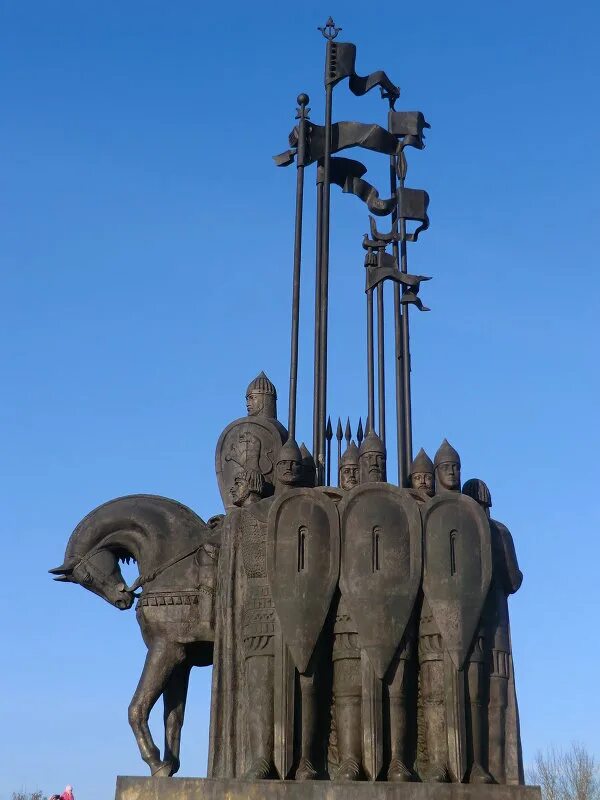 Памятник невскому в пскове на чудском озере. Памятник невскому в пскове на чудском озере. Памятник невскому в пскове на чудском озере. Памятник невскому в пскове на чудском озере. Монумент александру невскому в пскове.