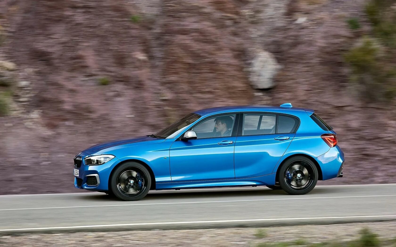 Bmw 135i хэтчбек. Bmw 135i хэтчбек. Bmw f20 m. Bmw m135i. Bmw f20 120d xdrive.