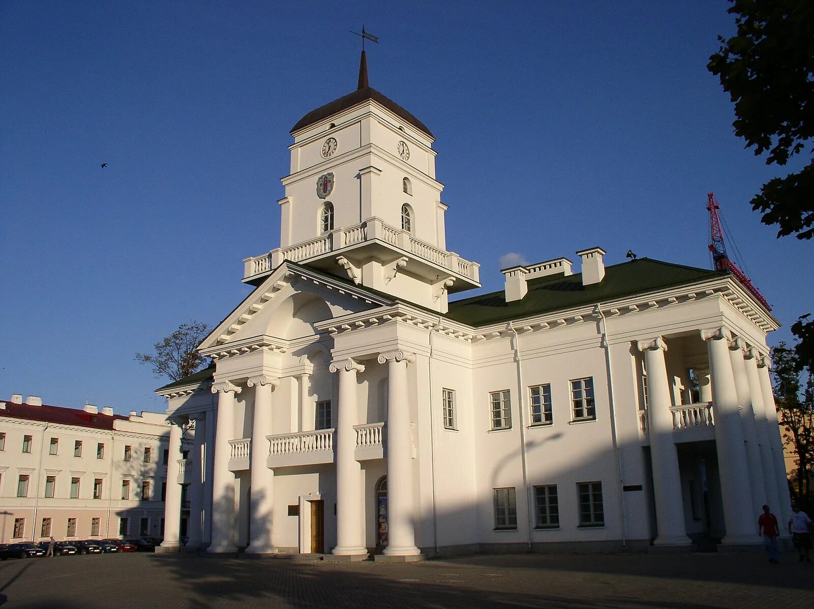 Минская городская ратуша. Ратуша минск красеая. Ратуша минск. Минск площадь свободы, ратуша. Городская ратуша фото.