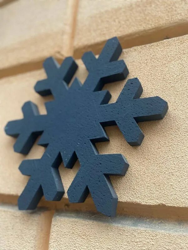 снежинка начинается вечеринка. снежинка начинается вечеринка. зимнее украшение на стол в детском саду. снежинка начинается вечеринка. снежинка начинается вечеринка.