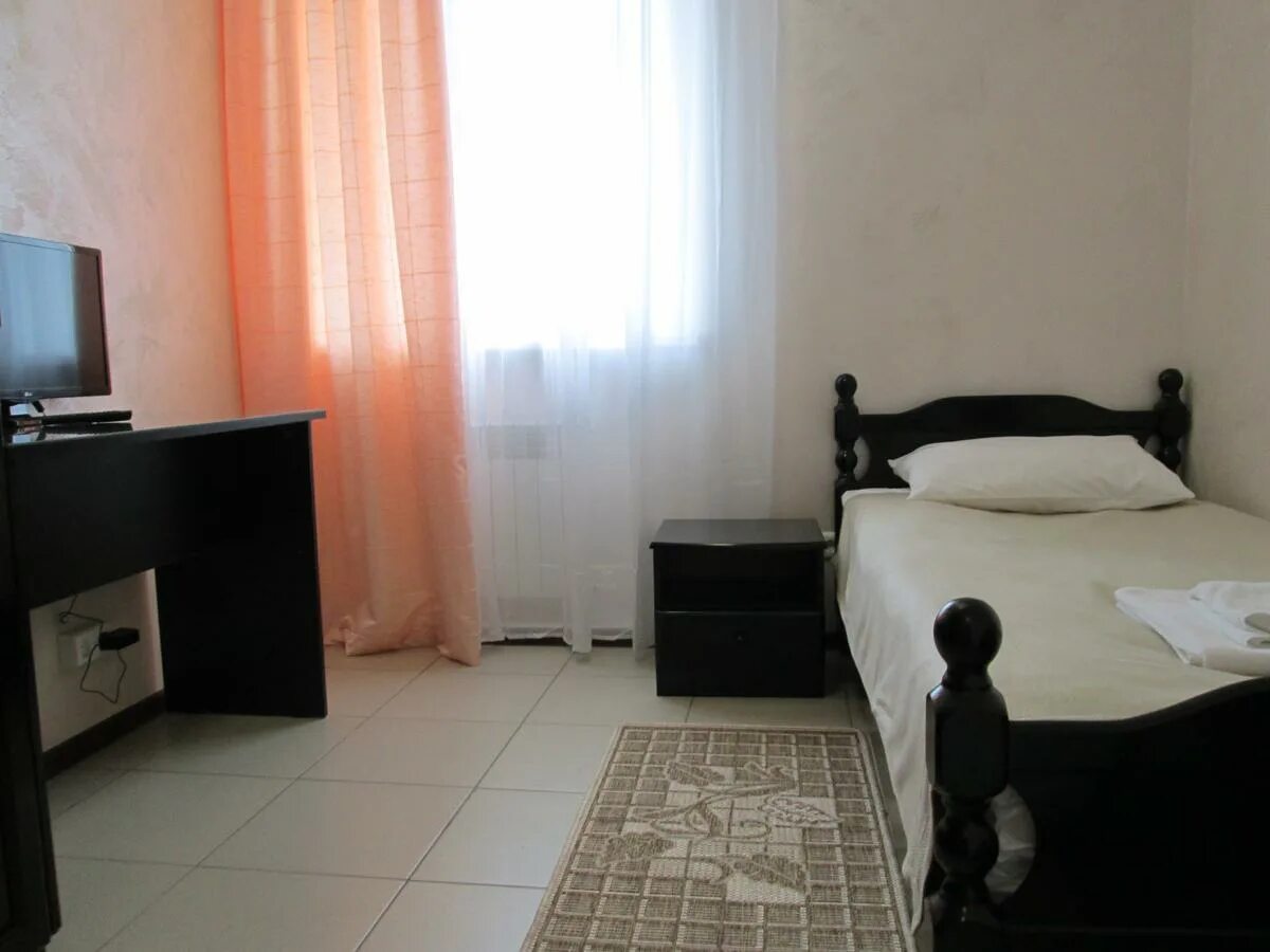 Вестендорф раменское отель. Московская область раменское гражданская улица 47 раменский ипподром. Мыс надежды раменское. Гражданская улица, 47 раменское. Гостиницы раменского московская область.