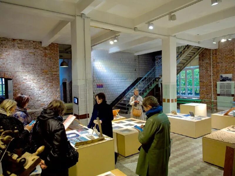 Уральский минералогический музей в. Союз экскурсоводов. Союз экскурсоводов. Союз экскурсоводов. Уральский минералогический музей в.