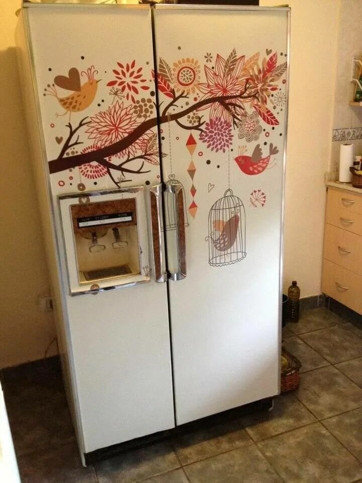 Декор холодильника. Декор старого холодильника. Декорирование холодильника. Декорирование старого холодильника. Что можно сделать из холодильника своими руками